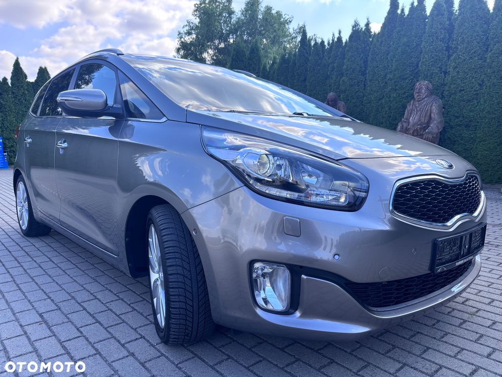 Kia Carens 1.7 CRDi M 7os - 4