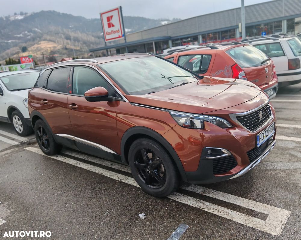 Peugeot 3008 1.2 PureTech Turbo S&S Allure - 16