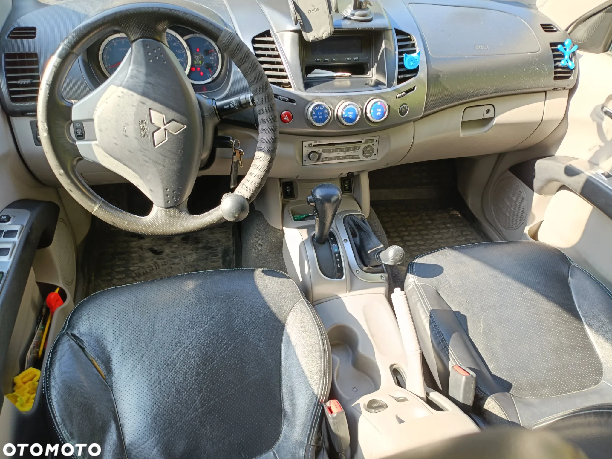 Mitsubishi L200 2.5 DID Instyle - 11