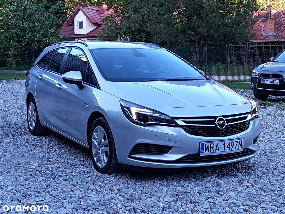 Opel Astra 1.4 Turbo Edition - 10