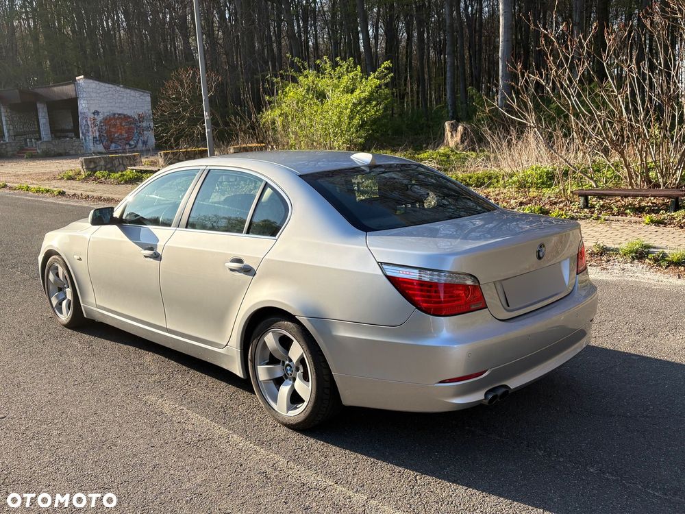 BMW Seria 5 525d - 4