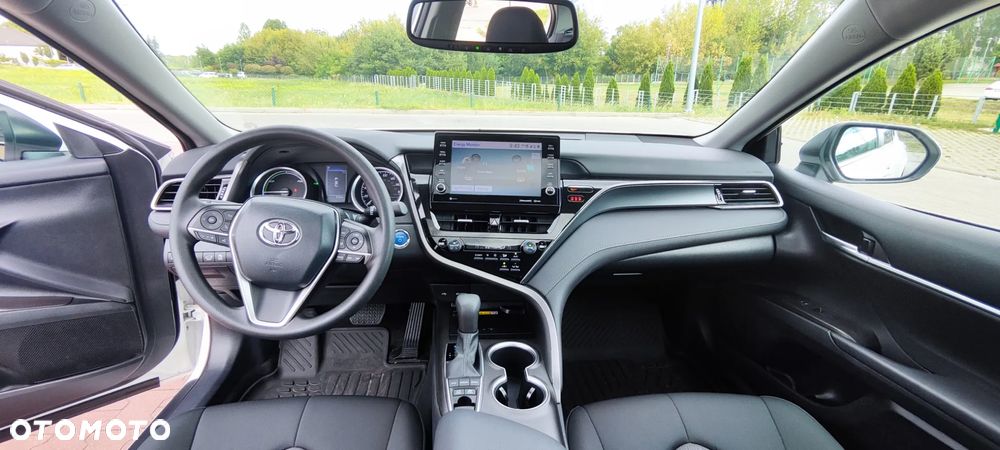Toyota Camry - 9