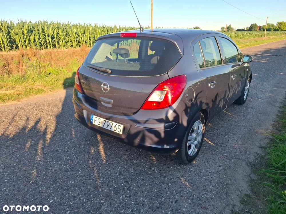 Opel Corsa 1.2 16V Enjoy - 3