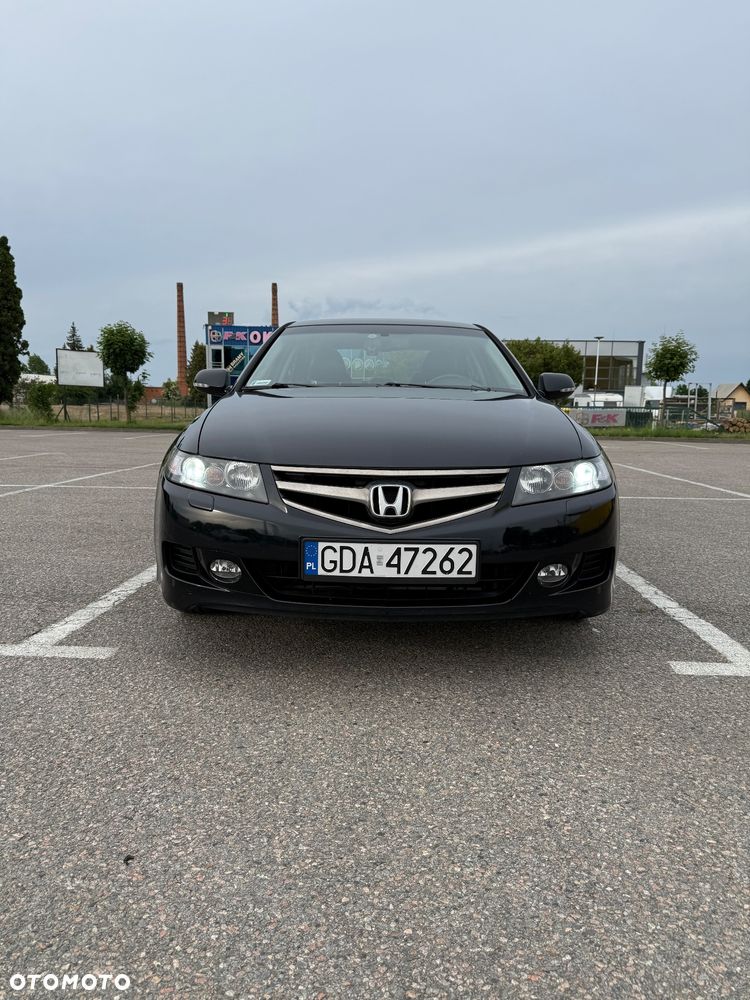 Honda Accord 2.0 Executive - 1