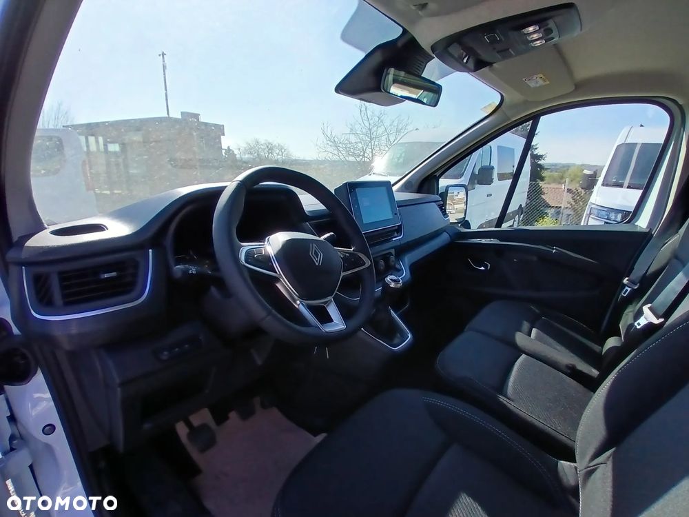 Renault Trafic - 9