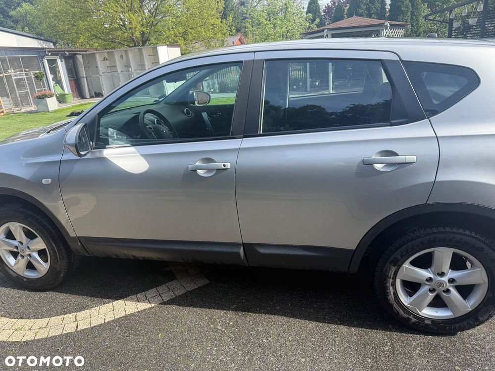 Nissan Qashqai 2.0 Acenta CVT - 2