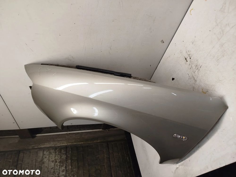 BŁOTNIK PRZÓD PRZEDNI LEWY AUDI A6 C5 LY7Q PIASKOWY - 2