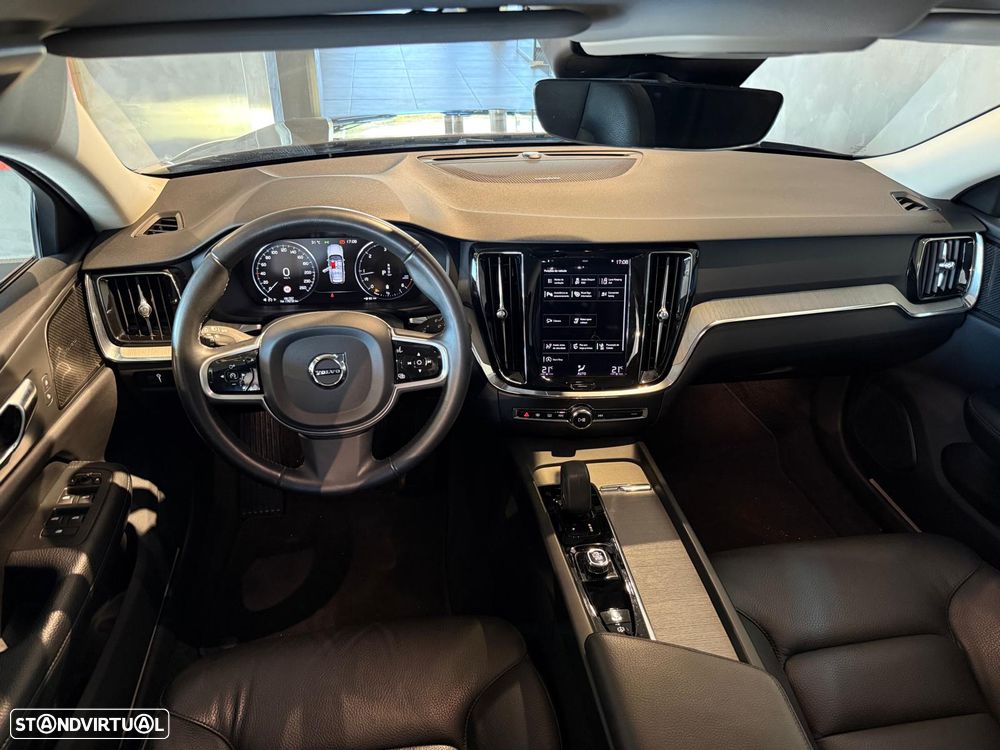 Volvo V60 Cross Country 2.0 B4 Geartronic - 16