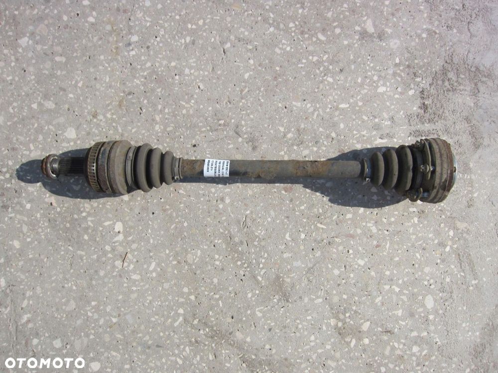BMW E83 X3 2.0D PÓŁOŚ TYLNA PRAWA TYLNA TYŁ 7537608 - 5