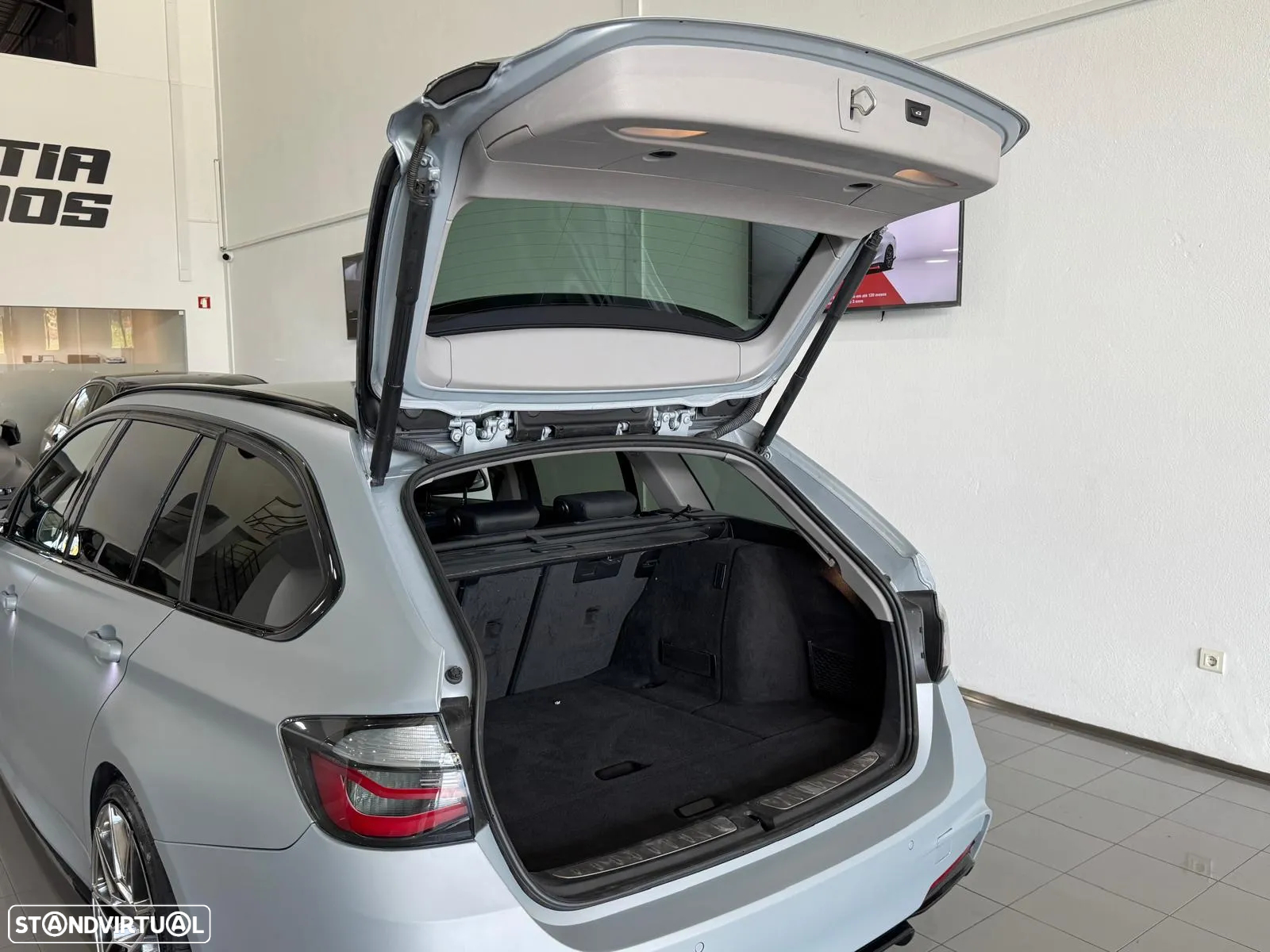 BMW 318 d Touring Pack M Auto - 17