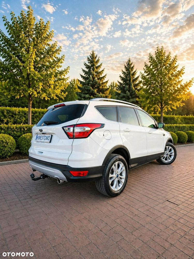 Ford Kuga 2.0 TDCi 2x4 SYNC - 6