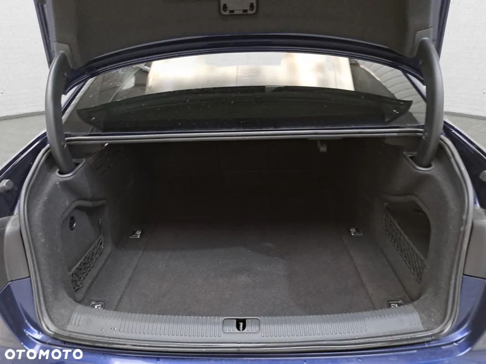 Audi A4 Limousine 35 TFSI mHEV S Line S tronic - 12