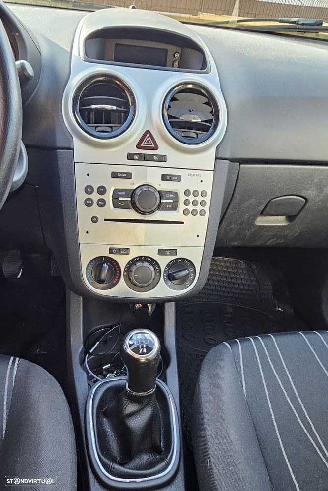 Opel Corsa 1.2 Enjoy - 5