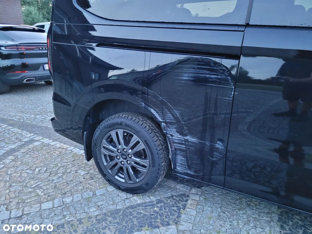 Ford Tourneo Custom L1H1 VA Autm Titanium - 35