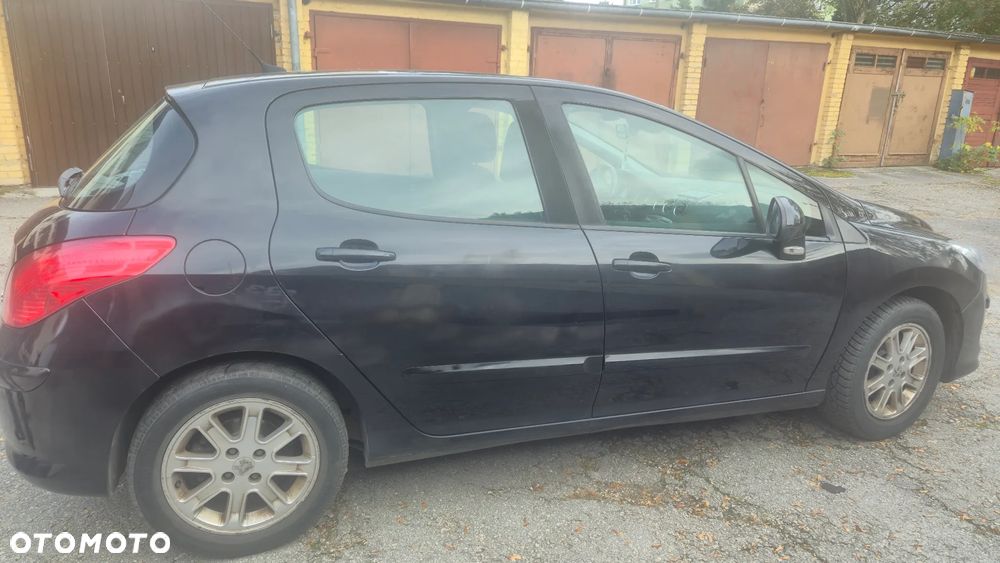 Peugeot 308 2010 photo 4