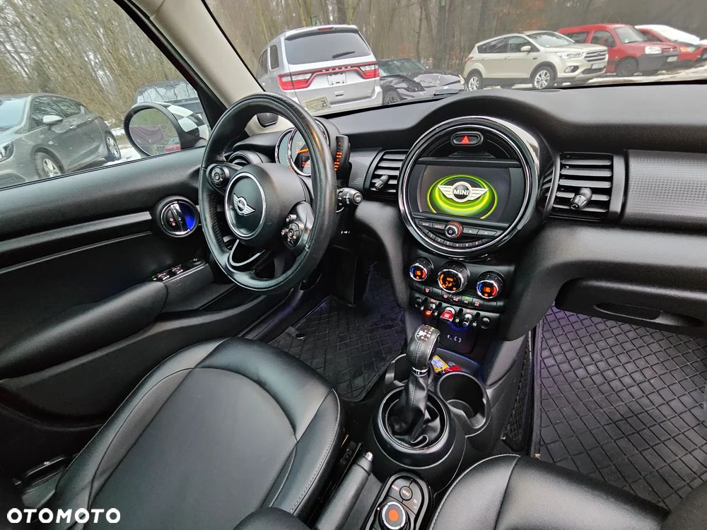 MINI Cooper John Works Trim - 15