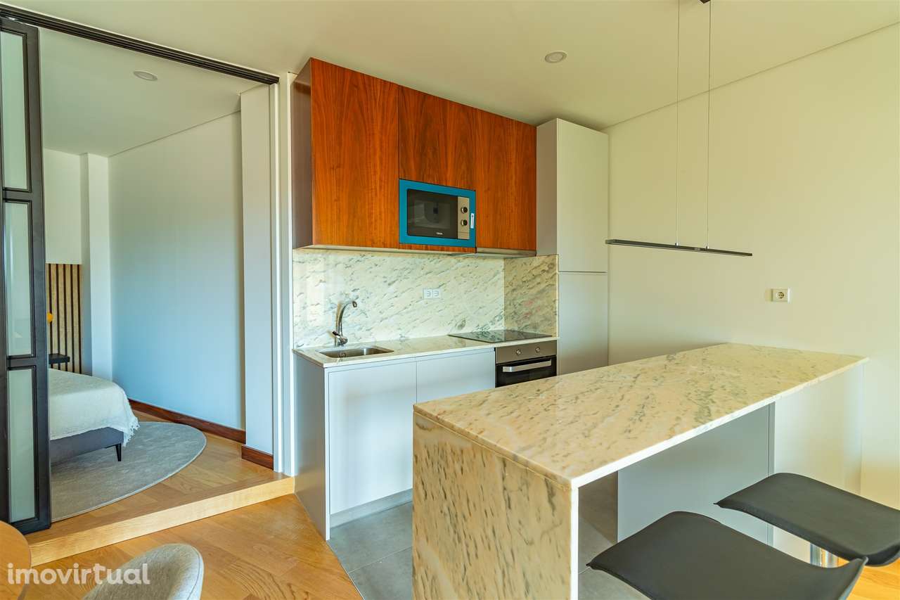 Apartamento T0+1 Venda em Cedofeita, Santo Ildefonso, Sé, Miragaia, Sã - Grande imagem: 4/39