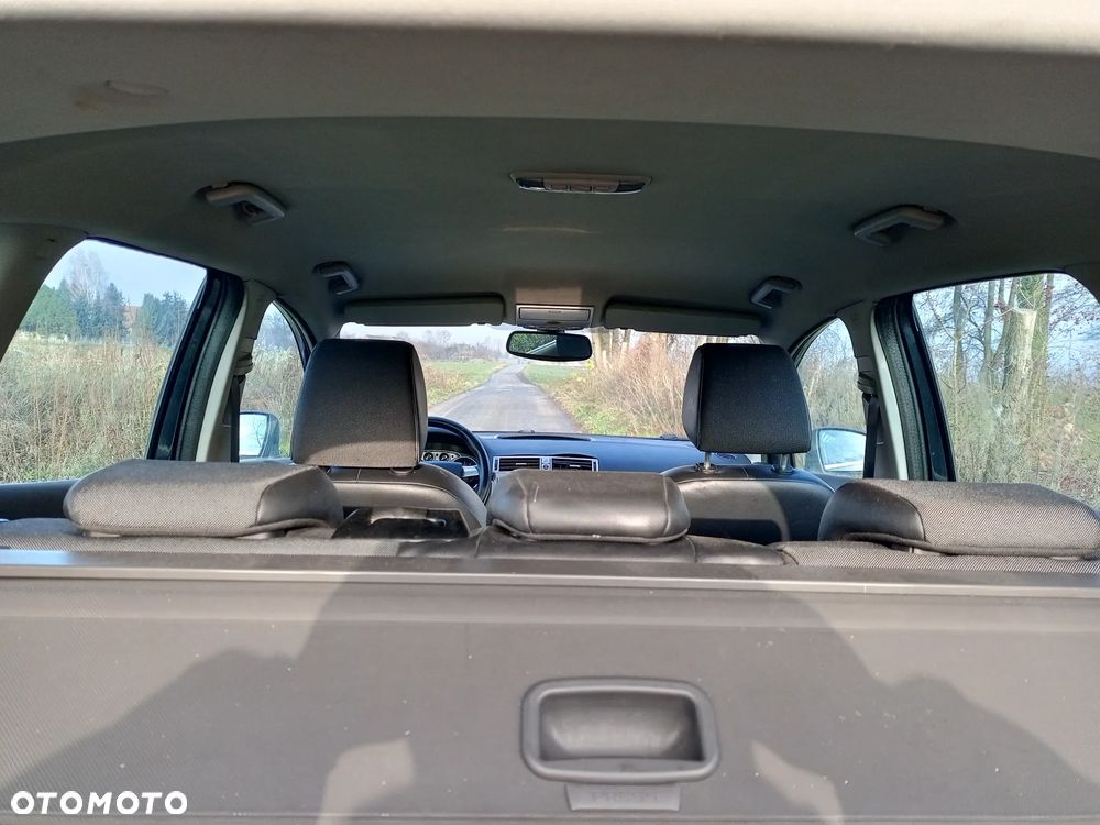 Ford Kuga 2.0 TDCi 2x4 Titanium - 33