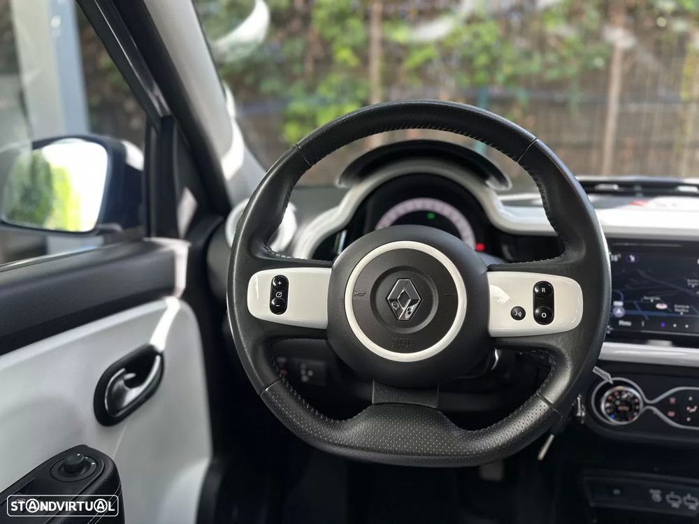 Renault Twingo Z.E. 22 Intens - 27