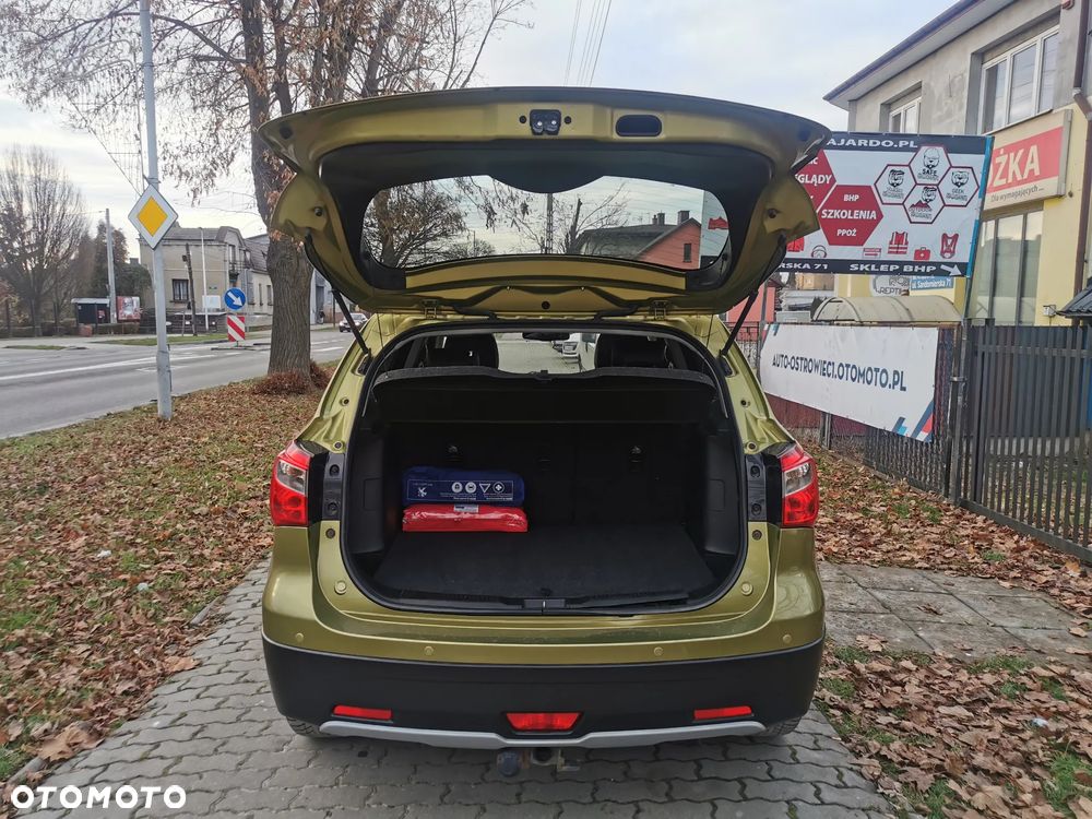 Suzuki SX4 S-Cross 1.6 Premium 4WD - 29