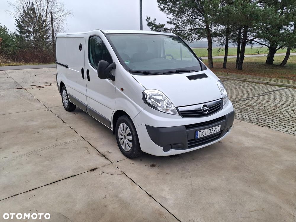 Opel Vivaro - 12