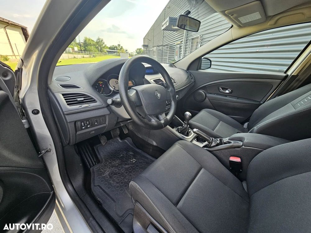 Renault Megane 1.5 dCi Dynamique - 7