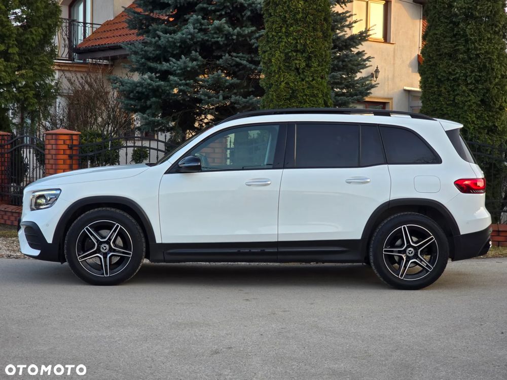 Mercedes-Benz GLB 200 d 4-Matic AMG Line 8G-DCT - 3
