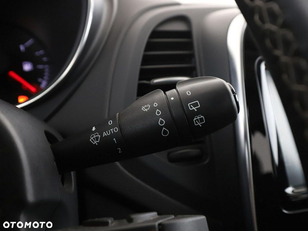 Renault Captur TCe 150 EDC GPF BOSE EDITION - 32