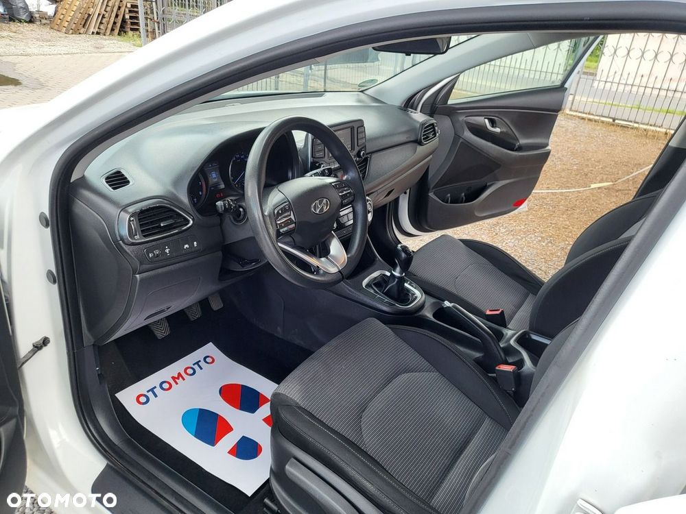 Hyundai i30 - 16