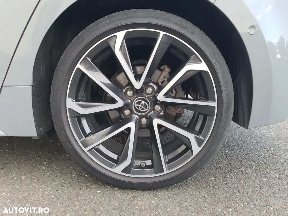 Toyota Corolla 2.0 HSD Exclusive - 15