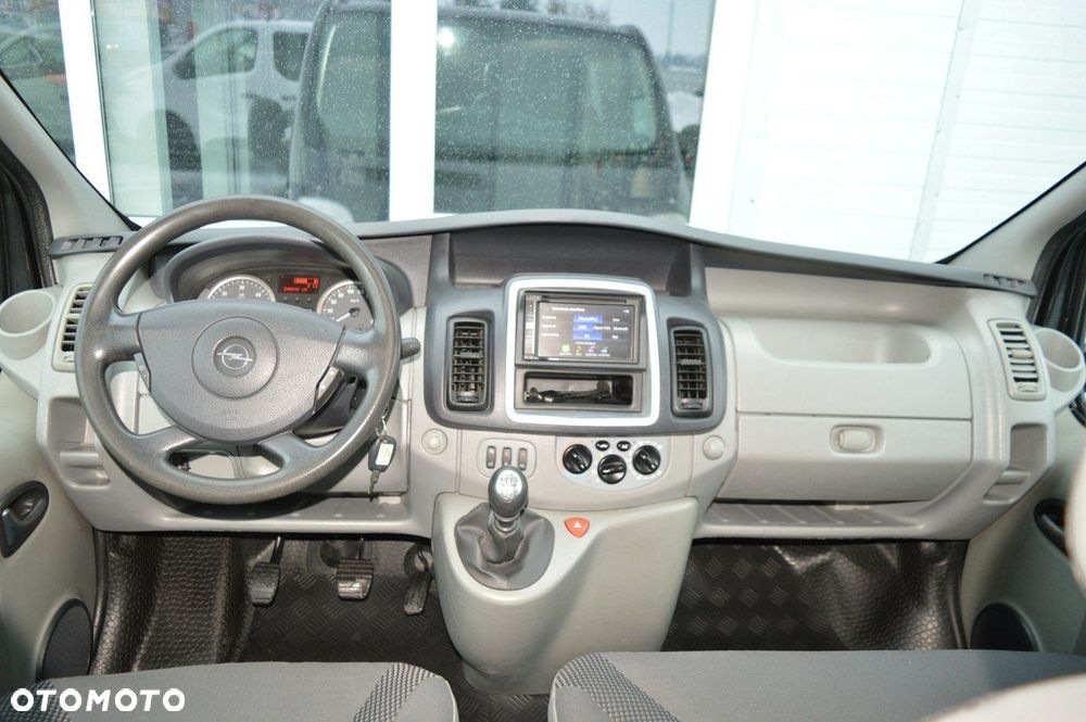 Opel Vivaro - 2