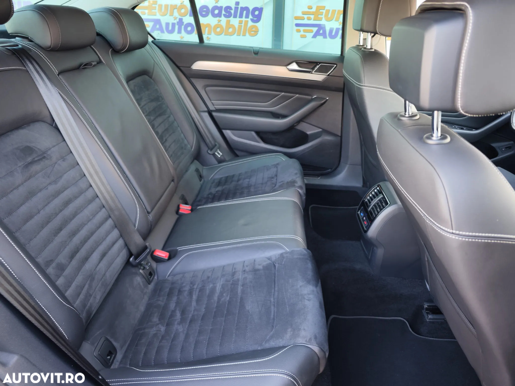 Volkswagen Passat - 23
