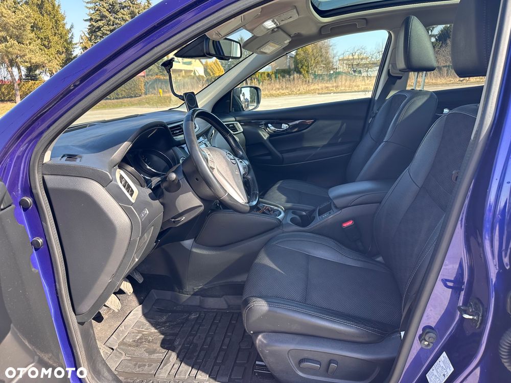 Nissan Qashqai 1.2 DIG-T N-Vision - 24