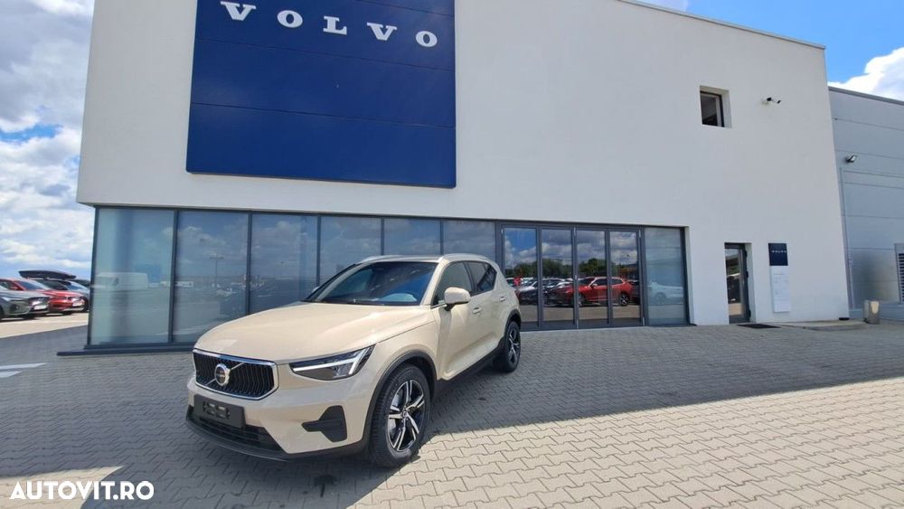 Volvo XC 40 B3 AT FWD MHEV Core - 2