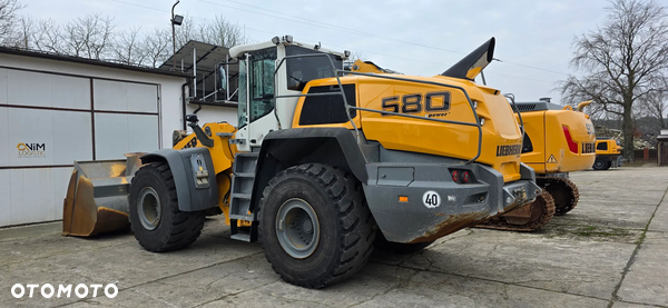 Liebherr 580