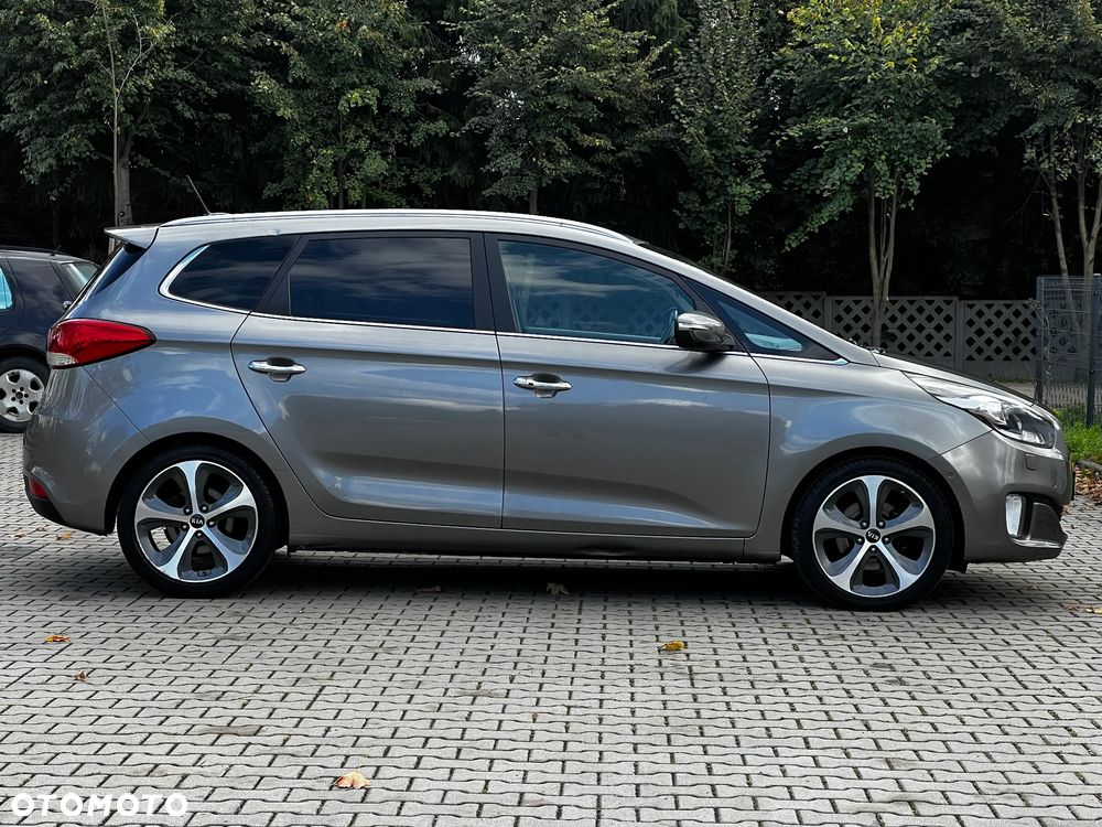 Kia Carens 1.7 CRDi XL 7os - 4