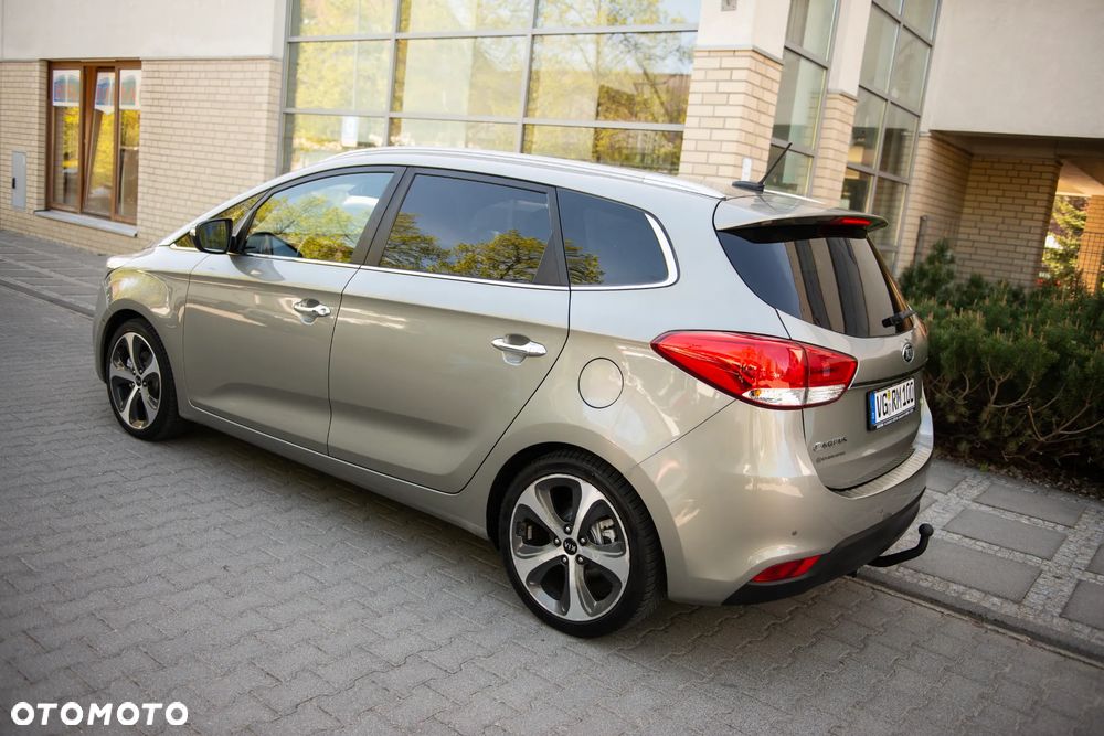 Kia Carens 1.7 CRDi Vision - 4