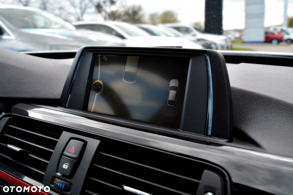 BMW 3GT 318d Modern Line - 12