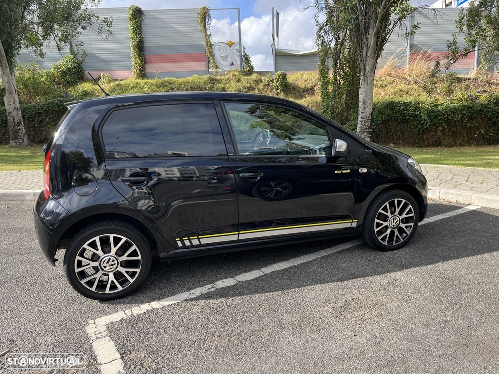VW Up! 1.0 BMT High - 8
