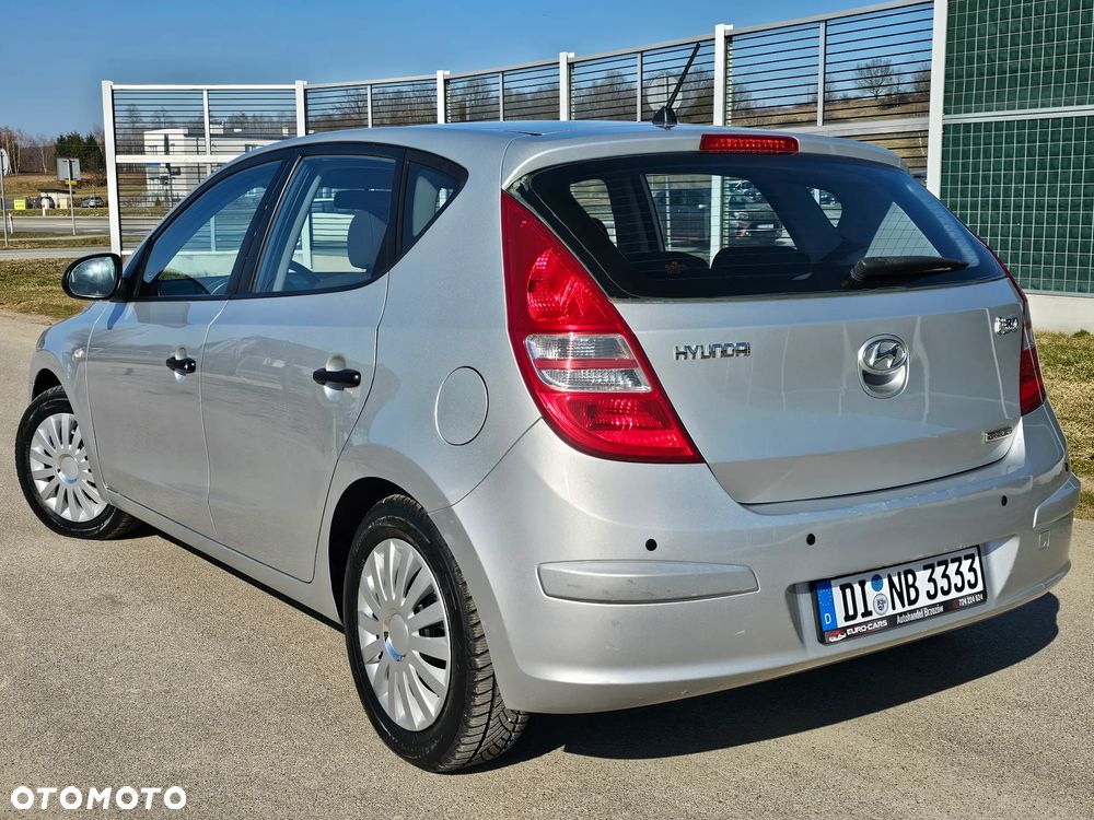 Hyundai i30 1.6 CRDi Base - 23