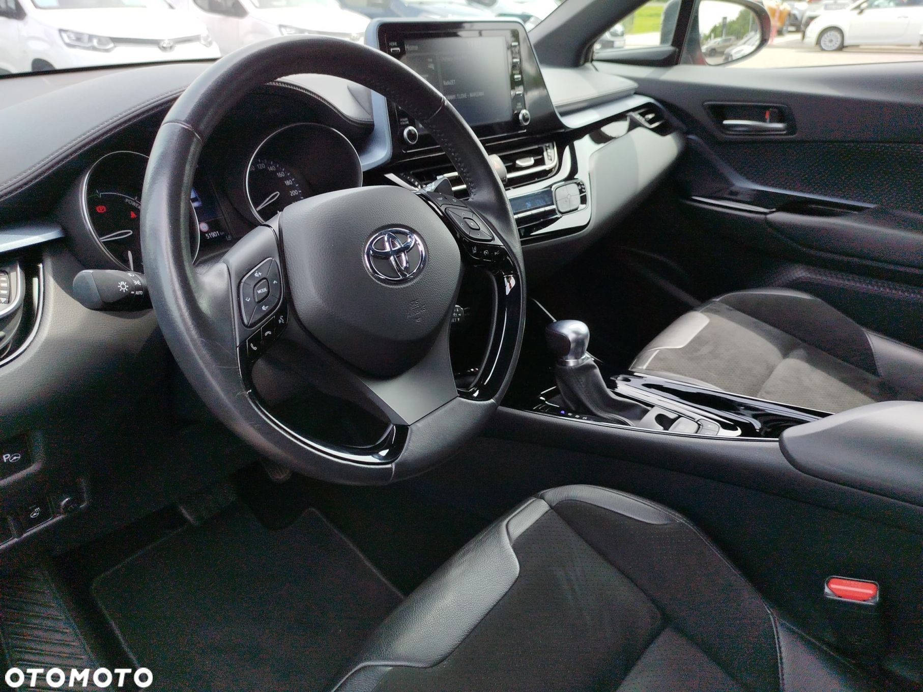 Toyota C-HR - 10