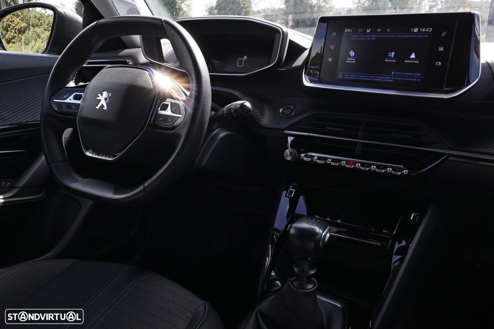 Peugeot 2008 1.5 BlueHDi Active Pack - 11