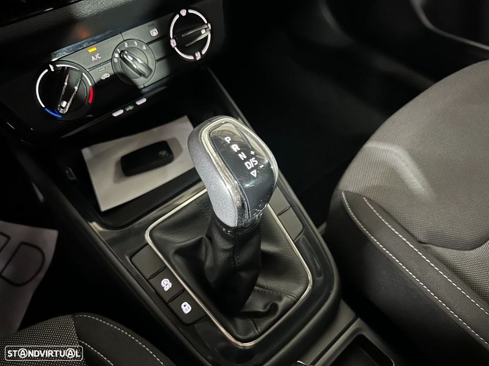 Skoda Fabia 1.0 TSI Selection DSG - 7