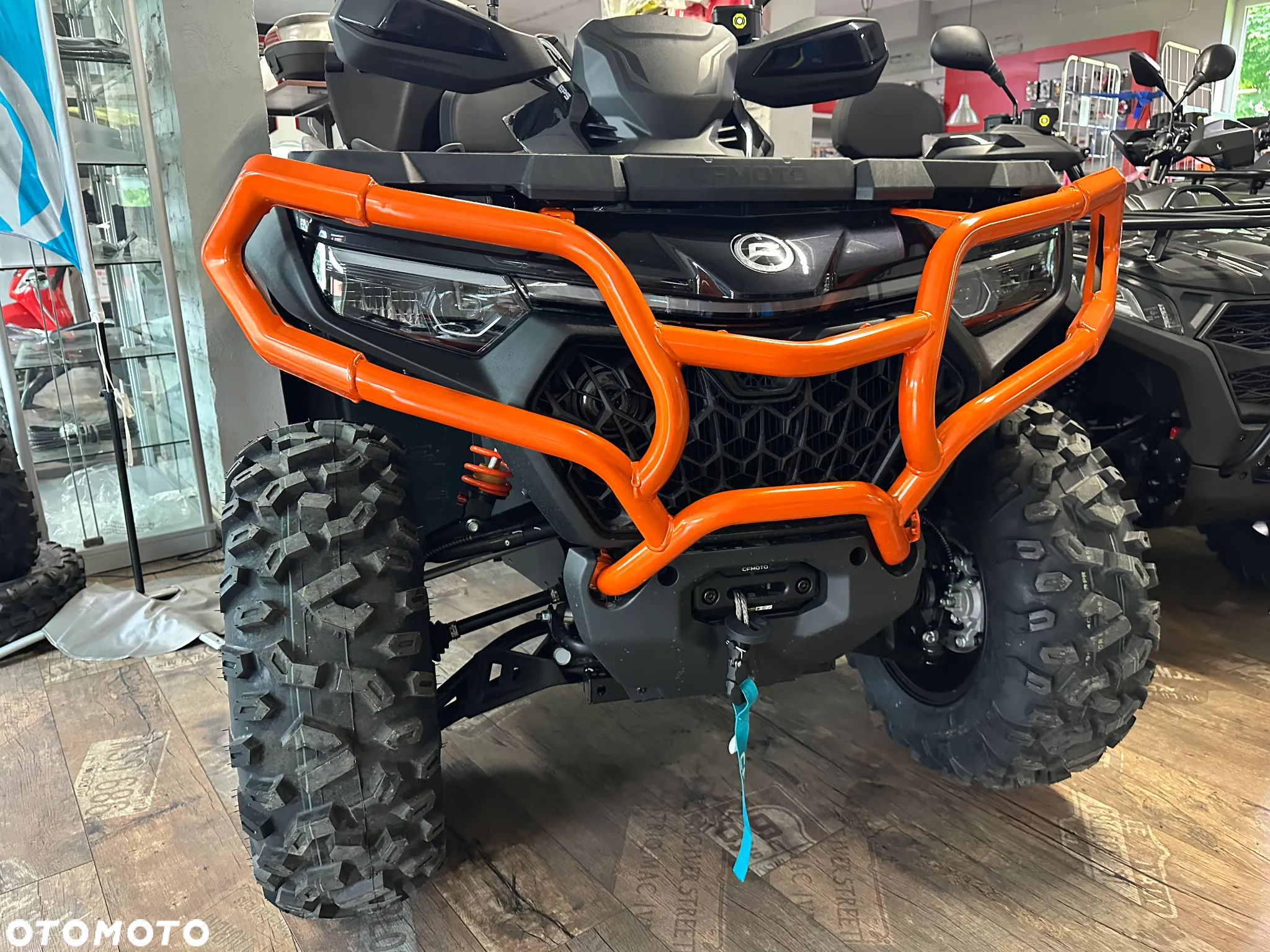 CFMoto CForce - 9