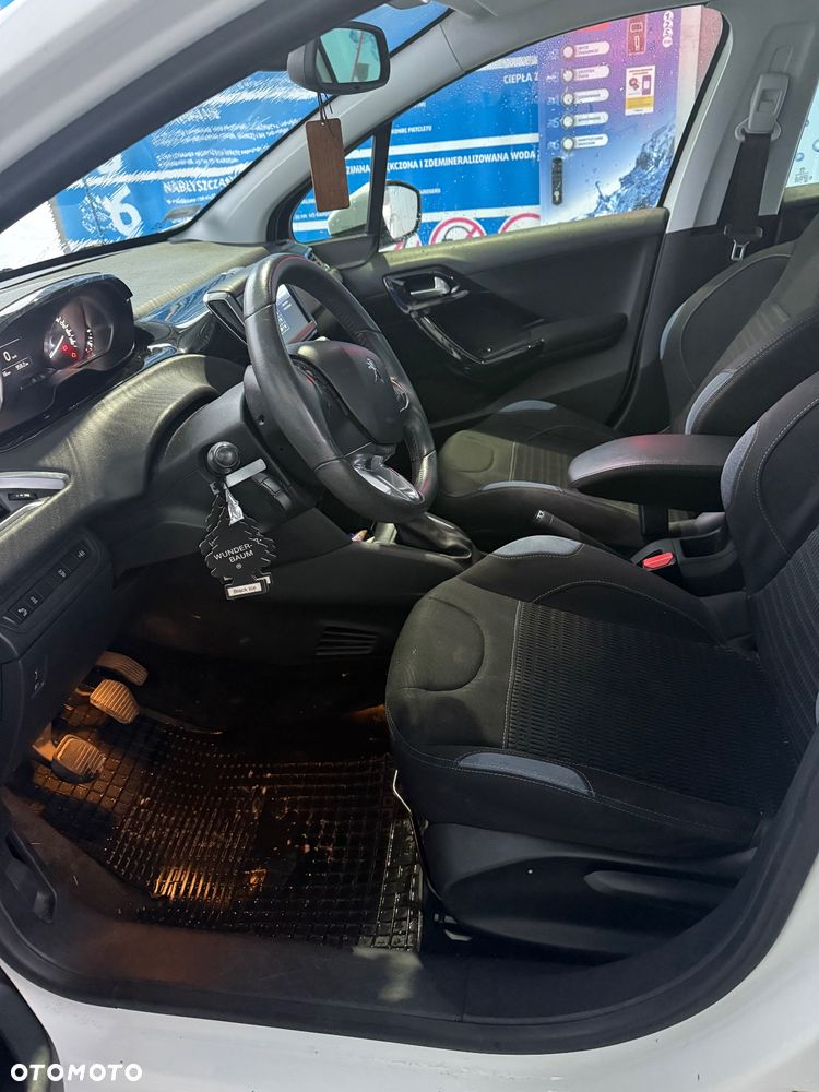 Peugeot 208 1.4 HDi Active Pack - 11