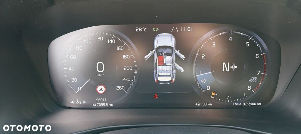 Volvo XC 40 - 11