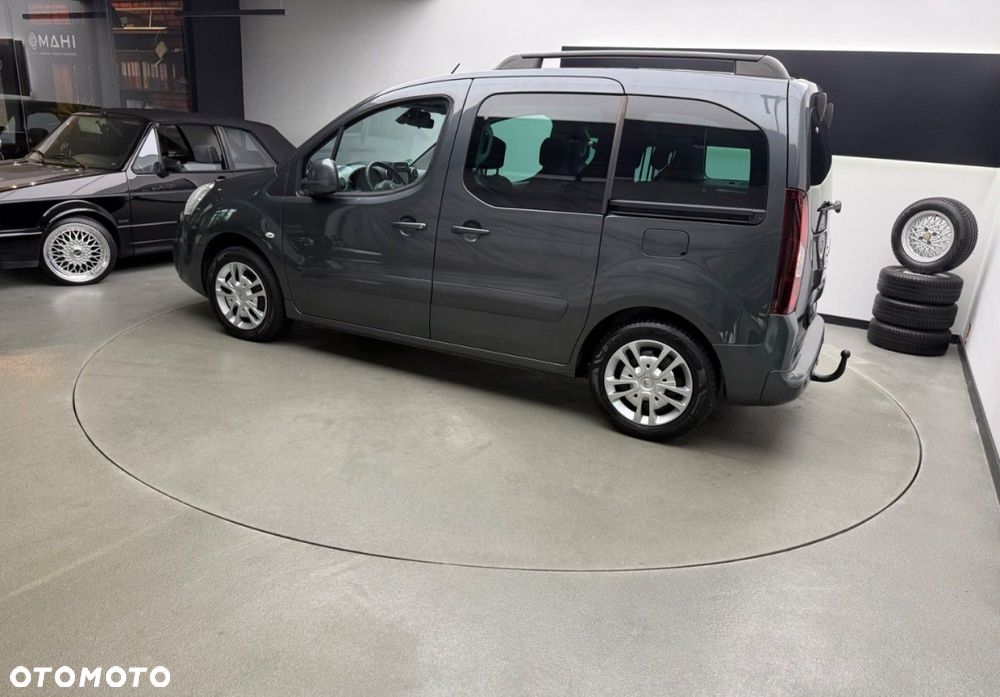 Citroën Berlingo Multispace BlueHDi 120 S&S SHINE - 8