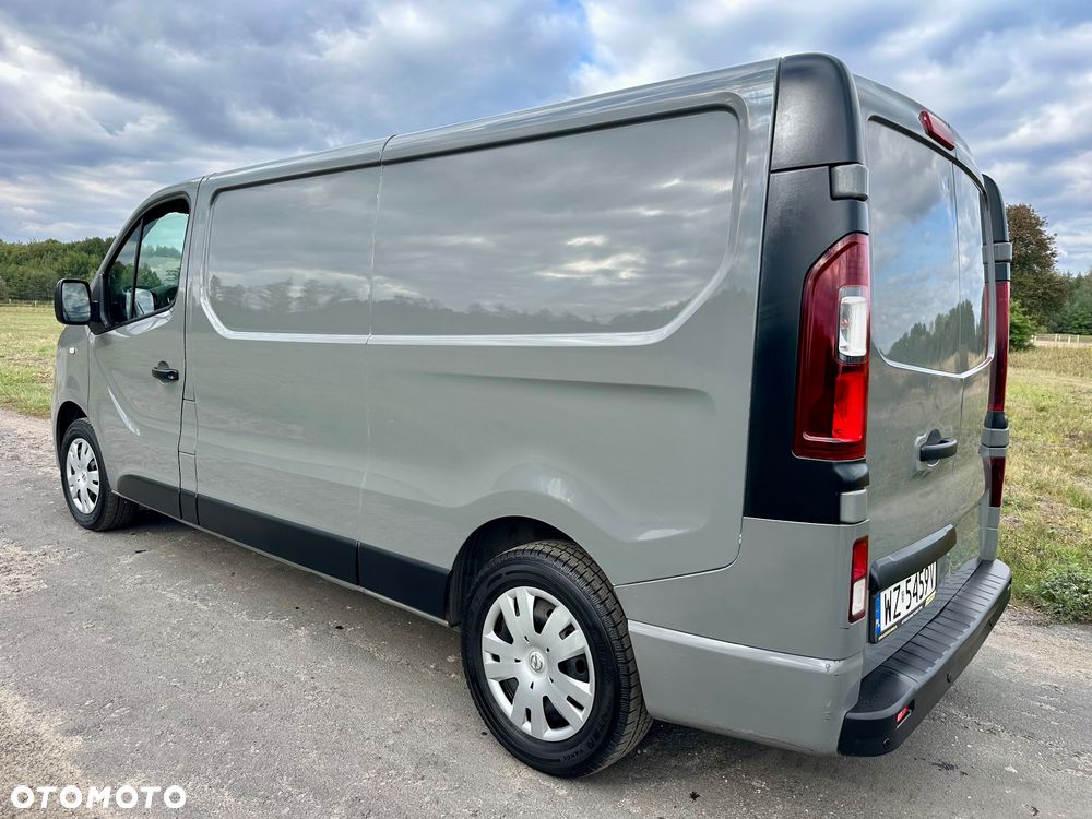 Opel Vivaro - 18