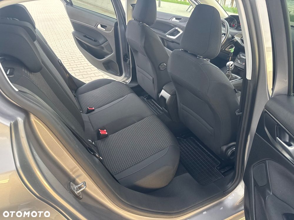 Peugeot 308 1.5 BlueHDi Business Line S&S - 34