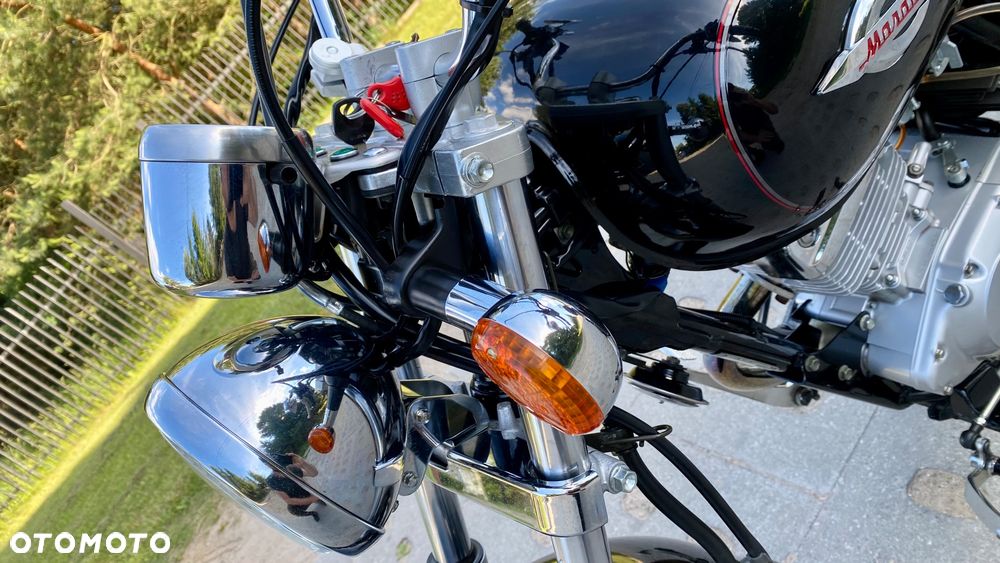 Suzuki Marauder - 17